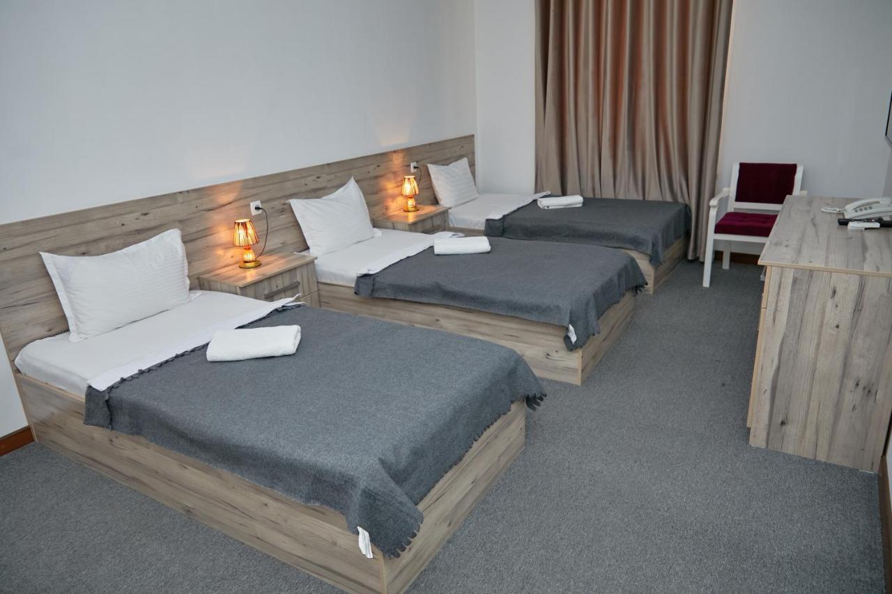 Hotel Muqaddas Samarkand Bagian luar foto