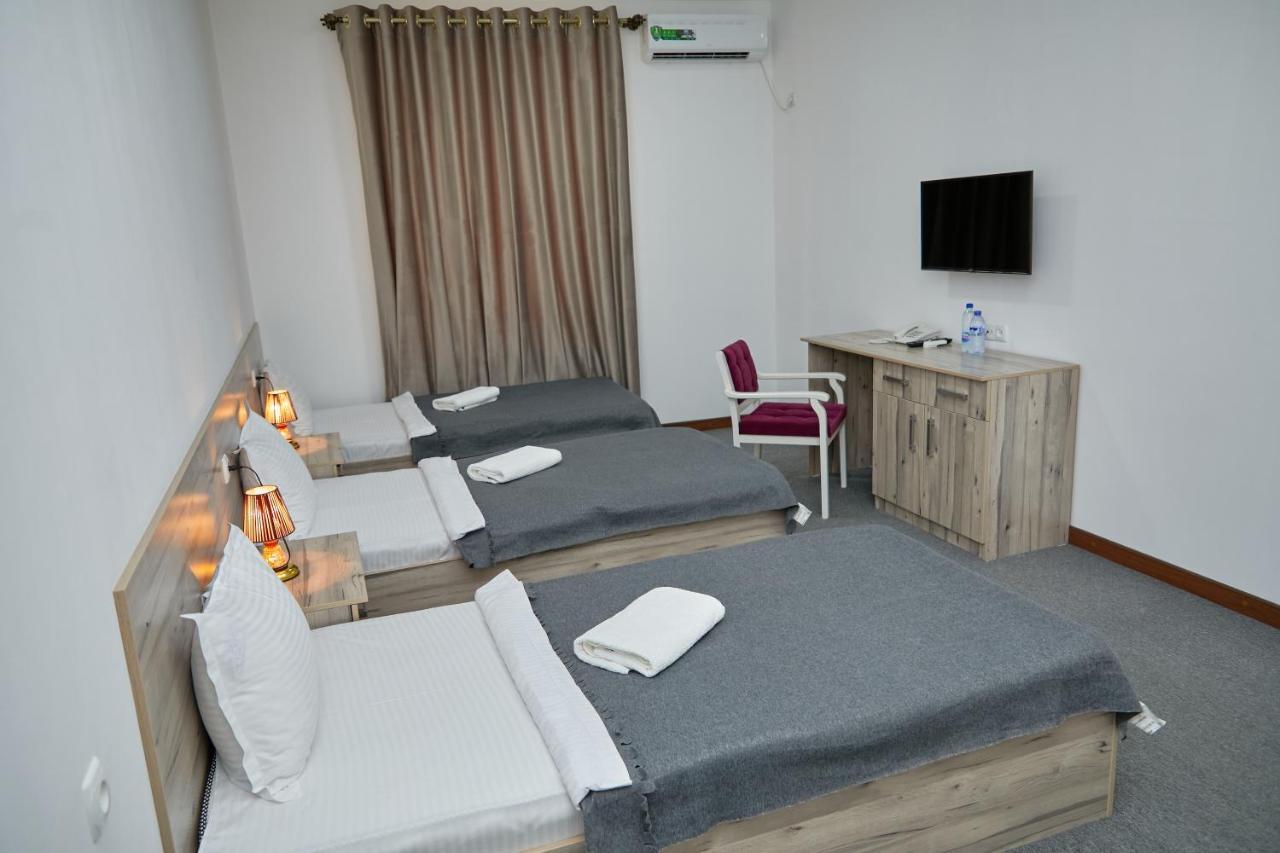 Hotel Muqaddas Samarkand Bagian luar foto