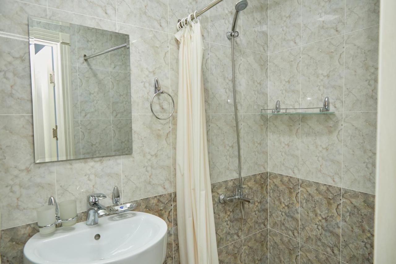 Hotel Muqaddas Samarkand Bagian luar foto